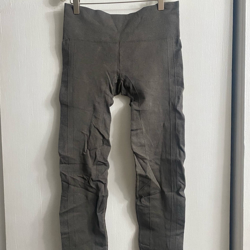 Lululemon ebb to street leggings